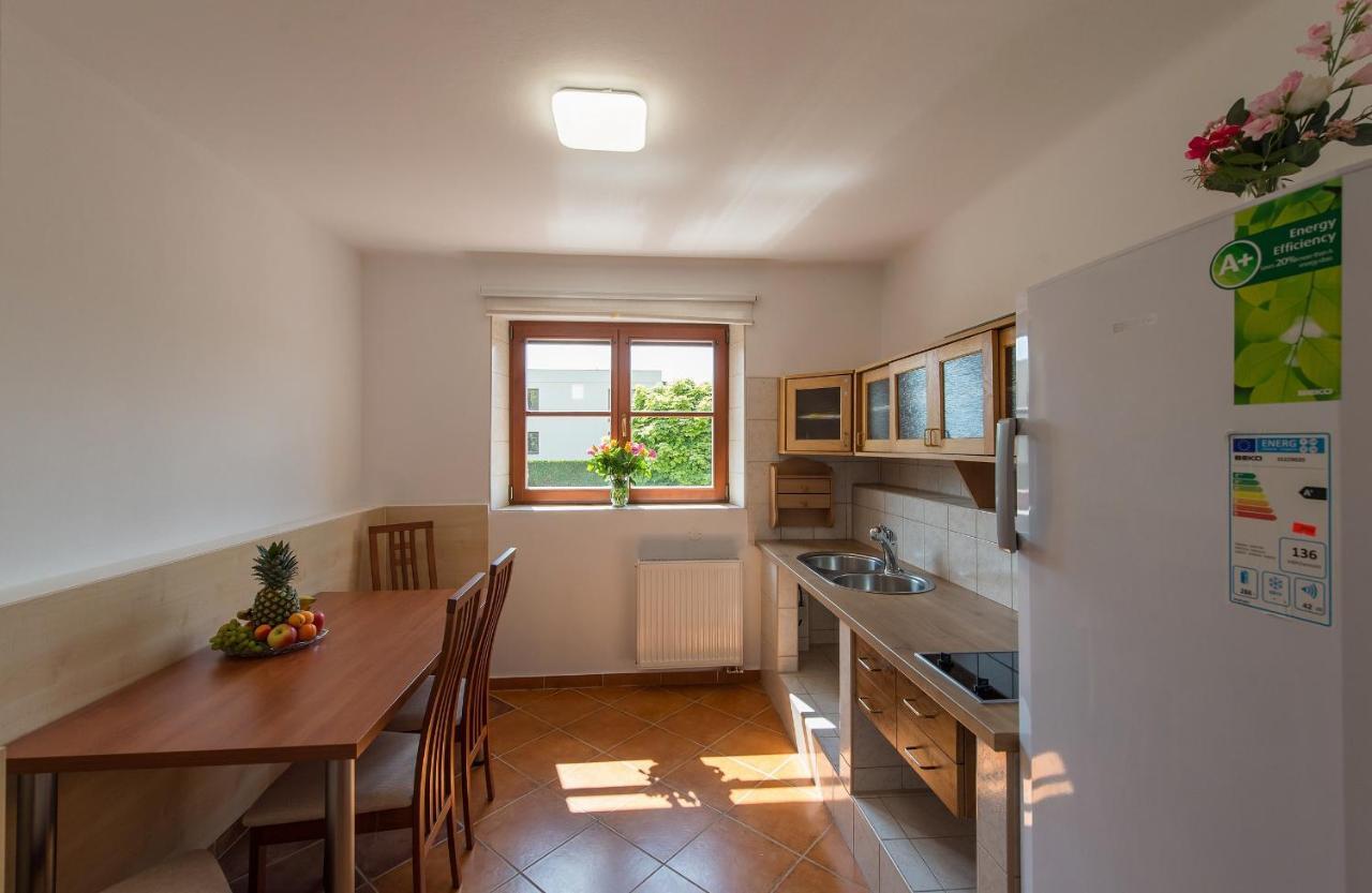 Penzion Leknín Třeboň Exterior foto